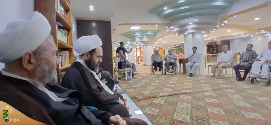 دیدار مسئول دفتر نمایندگی بعثه در عراق با کاروان جانبازان 