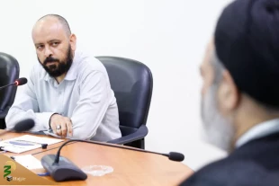 توصیه ممثل الولی الفقیه فی شوون الحج و الزیارة الی مؤسسة الإذاعة والتلفزیون الإیرانیة للاستثمار فی استغلال قدرات الحجاج الصحافیین 4
