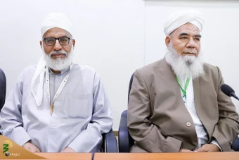  دیدار با  جمعی از علما و روحانیون کاروان های اهل سنت در مکه مکرمه 10