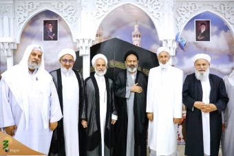  دیدار با  جمعی از علما و روحانیون کاروان های اهل سنت در مکه مکرمه 17