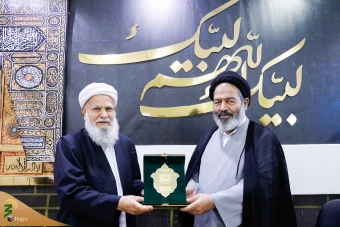  دیدار با  جمعی از علما و روحانیون کاروان های اهل سنت در مکه مکرمه 18