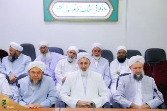  دیدار با  جمعی از علما و روحانیون کاروان های اهل سنت در مکه مکرمه 12