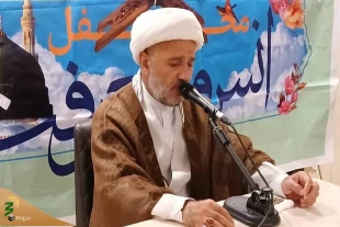 در محافل انس و معرفت مدینه عنوان شد؛
معرفی قرآن و ابلاغ ولایت امام علی(ع)؛ دو مأموریت مهم پیامبر(ص)
 3
