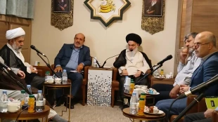رئیس ستاد مدینه اعلام کرد؛

انتقال 19 هزار و 800 زائر از فرودگاه بین‌المللی مدینه به ایران
 4