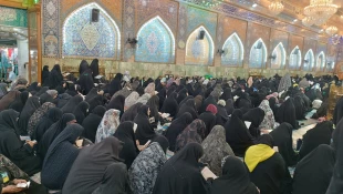 برگزاری اربعین شهدای خدمت با زمزمه دعای کمیل در خیمه گاه حسینی
