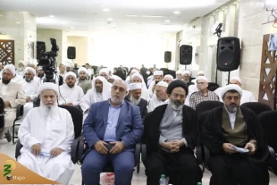 تقدیر النشاطات و الخدمات العلمیة و التقریبیة للمولوی إسحاق مدنی فی الموتمر العلمی لحجاج اهل السنة المثقفین فی مکة 3