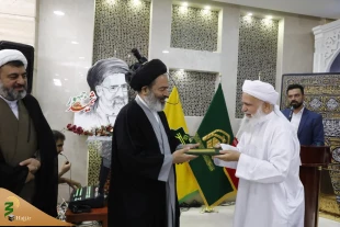 تقدیر النشاطات و الخدمات العلمیة و التقریبیة للمولوی إسحاق مدنی فی الموتمر العلمی لحجاج اهل السنة المثقفین فی مکة 4