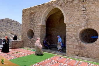 زیارت دوره زائران در مدینه منوره 25