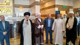 آیت‌الله بوشهری:
حضور در سرزمین وحی یک اردوی تربیتی برای زائران است + فیلم  2