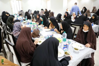 دیدار صمیمی سرپرست حجاج ایرانی با زائران کشورمان در مکه مکرمه _ 3 24