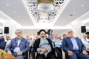 با حضور مسئولان حج و زیارت برگزار شد؛

مراسم تجلیل از پیشکسوتان عرصه حج و زیارت در مکه 12