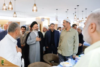 دیدار صمیمی سرپرست حجاج ایرانی با زائران کشورمان در مکه مکرمه _ 4 2