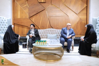 دیدار صمیمی سرپرست حجاج ایرانی با زائران کشورمان در مکه مکرمه _ 4 12