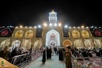  سیاه پوش شدن حرم امیرالمومنین(ع) در آستانه محرم ۱۴۴۶ هجری قمری 2