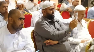 از چشم دوربین؛
تلاوت کلام نور در محفل انس با قرآن ویژه اهل سنت در مدینه + فیلم 2