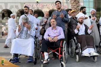 در آستان بقیع 21