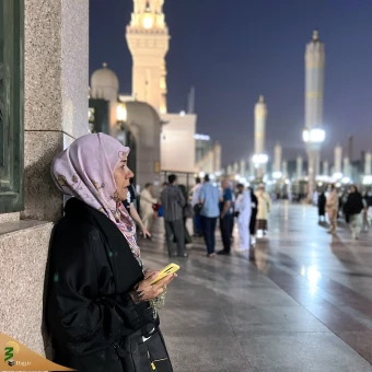 در آستان بقیع 28