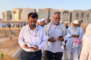 شب اشک و ذکر و دلتنگی