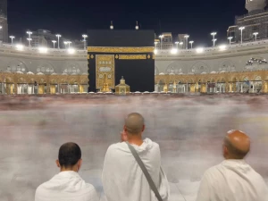 از چشم دوربین؛

کعبه مقدس ترین و زیباترین خانه در جهان+ گزارش عکس