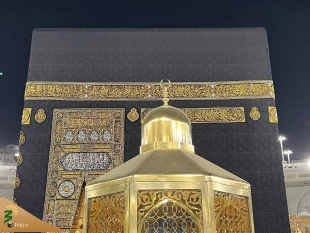 از چشم دوربین؛

کعبه مقدس ترین و زیباترین خانه در جهان+ گزارش عکس 4