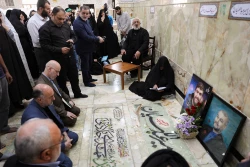 حضور مسئولان حوزه حج و زیارت بر سر مزار شهید امیرعبداللهیان 4