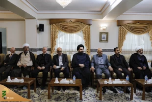 حضور مسئولان حوزه حج و زیارت بر سر مزار شهید امیرعبداللهیان 13