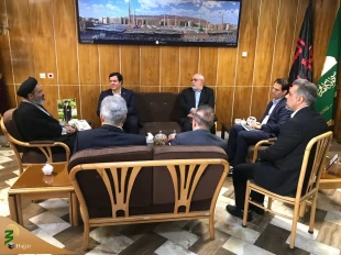 The CEO of Mellat Bank meets with Supreme Leader's representative in Hajj and Pilgrimage affairs 7