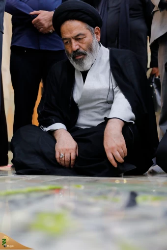 حضور مسئولان حوزه حج و زیارت بر سر مزار وزیر فقید امور خارجه جمهوری اسلامی ایران و دیگر شهدا در حرم حضرت عبدالعظیم حسنی(ع) 7