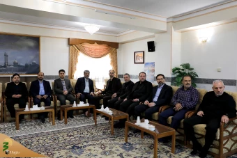 حضور مسئولان حوزه حج و زیارت بر سر مزار وزیر فقید امور خارجه جمهوری اسلامی ایران و دیگر شهدا در حرم حضرت عبدالعظیم حسنی علیه السلام 7