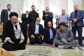 حضور مسئولان حوزه حج و زیارت بر سر مزار وزیر فقید امور خارجه جمهوری اسلامی ایران و دیگر شهدا در حرم حضرت عبدالعظیم حسنی(ع) 9