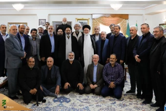 حضور مسئولان حوزه حج و زیارت بر سر مزار وزیر فقید امور خارجه جمهوری اسلامی ایران و دیگر شهدا در حرم حضرت عبدالعظیم حسنی علیه السلام 16