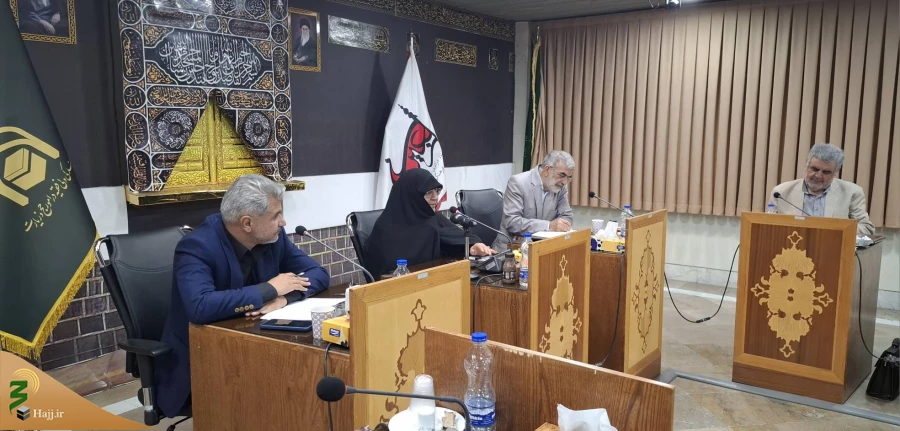 به همت کمیته فرهنگی و آموزشی اربعین برگزار شد؛

نشست علمی اربعین از دیدگاه رهبر معظم انقلاب 4
