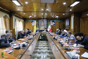 در نشست مسئولان حج و زیارت عنوان شد؛

اصلاح آسیب های اربعین های گذشته در اولویت برنامه ریزی ها قرار گیرد 3