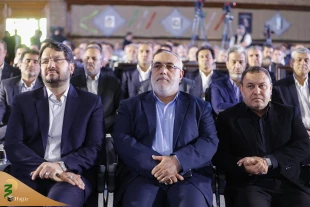 در آیین گرامیداشت دست اندرکاران حج تمتع 1403 مطرح شد ؛

ضرورت برگزاری سفرهای عمره طبق برنامه ریزی انجام شده 4