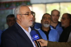 رئیس سازمان حج وزیارت:

۷۰۰ خادم افتخاری راهنمایی امور زائران و گمشدگان را در عراق انجام می دهند 2