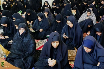 برگزاری مراسم دعای کمیل در حرم حضرت امیرالمومنین علی علیه السلام  13