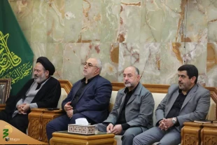 در دیدار سرپرست حجاج ایرانی و تولیت عتبه علوی بررسی شد،

طرح توسعه حرم علوی در نجف اشرف 5