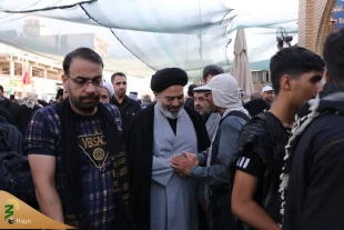 در دیدار سرپرست حجاج ایرانی و تولیت عتبه علوی بررسی شد،

طرح توسعه حرم علوی در نجف اشرف 5