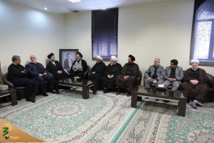 نماینده ولی فقیه در امور حج و زیارت:

سفر زائران ایرانی برای حضور در مراسم اربعین به صورت روان ادامه دارد 5