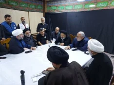 زیارة مسؤولو البعثة و شؤون الحج و الزیارة قنصلیة بلادنا المؤقتة فی النجف الاشرف؛ تقدیم تقریر منظمة الخدمات فی موسم الأربعین 2