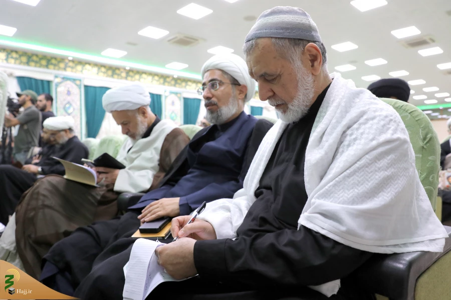همایش اربعین و همگرایی اسلامی در کربلای معلی 22