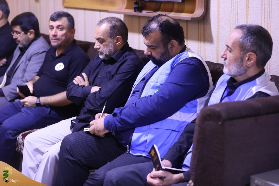 نشست مسئولان بعثه و حج و زیارت درآستانه اربعین حسینی درکربلا /مراسم اربعین با وجود شدت گرما درعراق با آرامش در حال اجراست. 6