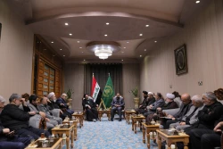 بازدید از مسجد کوفه و دیدار با تولیت تولیت مسجد کوفه 2