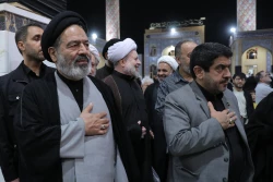 بازدید از مسجد کوفه و دیدار با تولیت تولیت مسجد کوفه 18