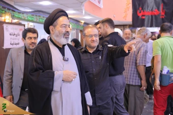 بازدید مسئولان بعثه و امورحج از قرارگاه عملیاتی هلال احمر کربلا  14
