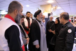 بازدید مسئولان بعثه و امورحج از قرارگاه عملیاتی هلال احمر کربلا  17
