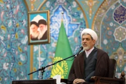 حجت‌الاسلام‌والمسلمین رفیعی:

رحمت الهی در گرو رحم کردن انسان‌ها به یکدیگر است 2