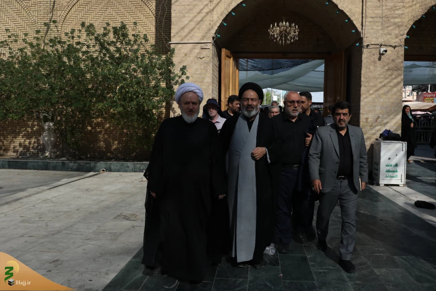 بازدید نماینده محترم ولی فقیه از مسجد و موکب های اطراف مسجد سهله و دیدار با تولیت مسجد سهله 3