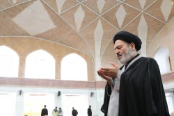 بازدید نماینده محترم ولی فقیه از مسجد و موکب های اطراف مسجد سهله و دیدار با تولیت مسجد سهله 18