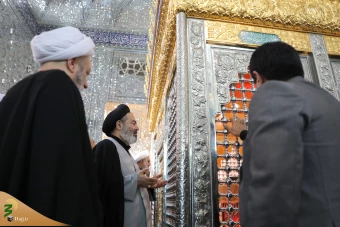 دیدار حجت الاسلام نواب با مسئول موسسه فرهنگی شهید محراب در نجف 4